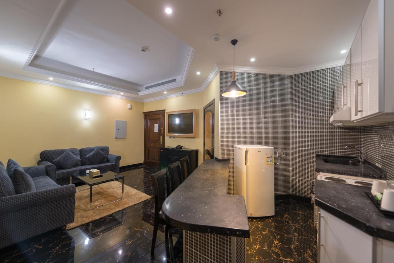 Rose Suite Operated By Suite Hotel Management Джеда Екстериор снимка